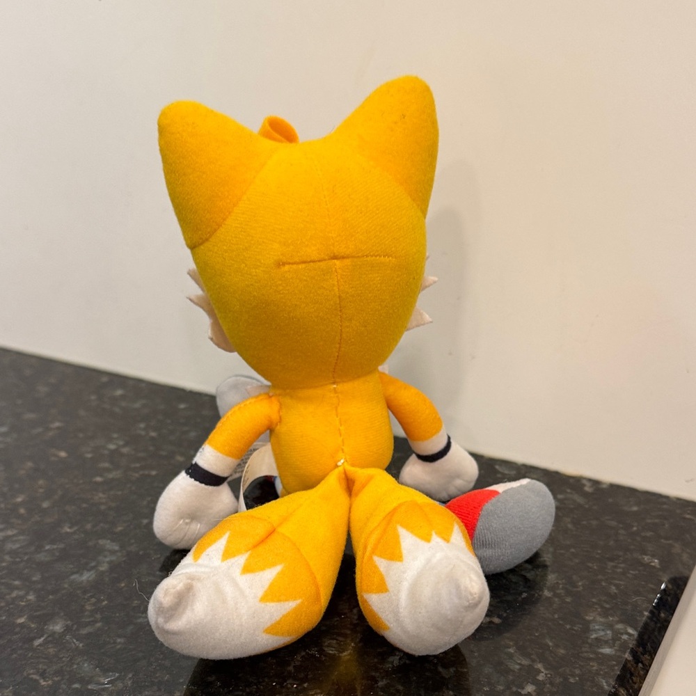 Tails Sonic the Hedgehog Plush Stuffed Animal. Size 9” - Picture 4 of 9